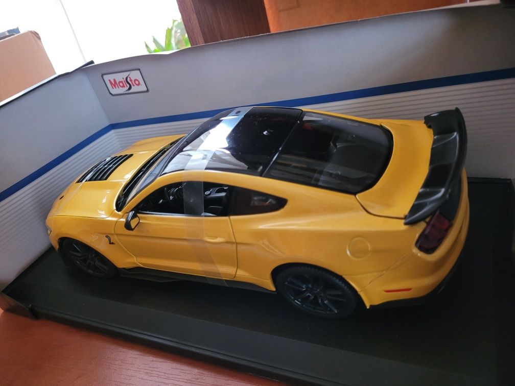 Model Ford Mustang Shelby GT500, 1/18, Maisto
