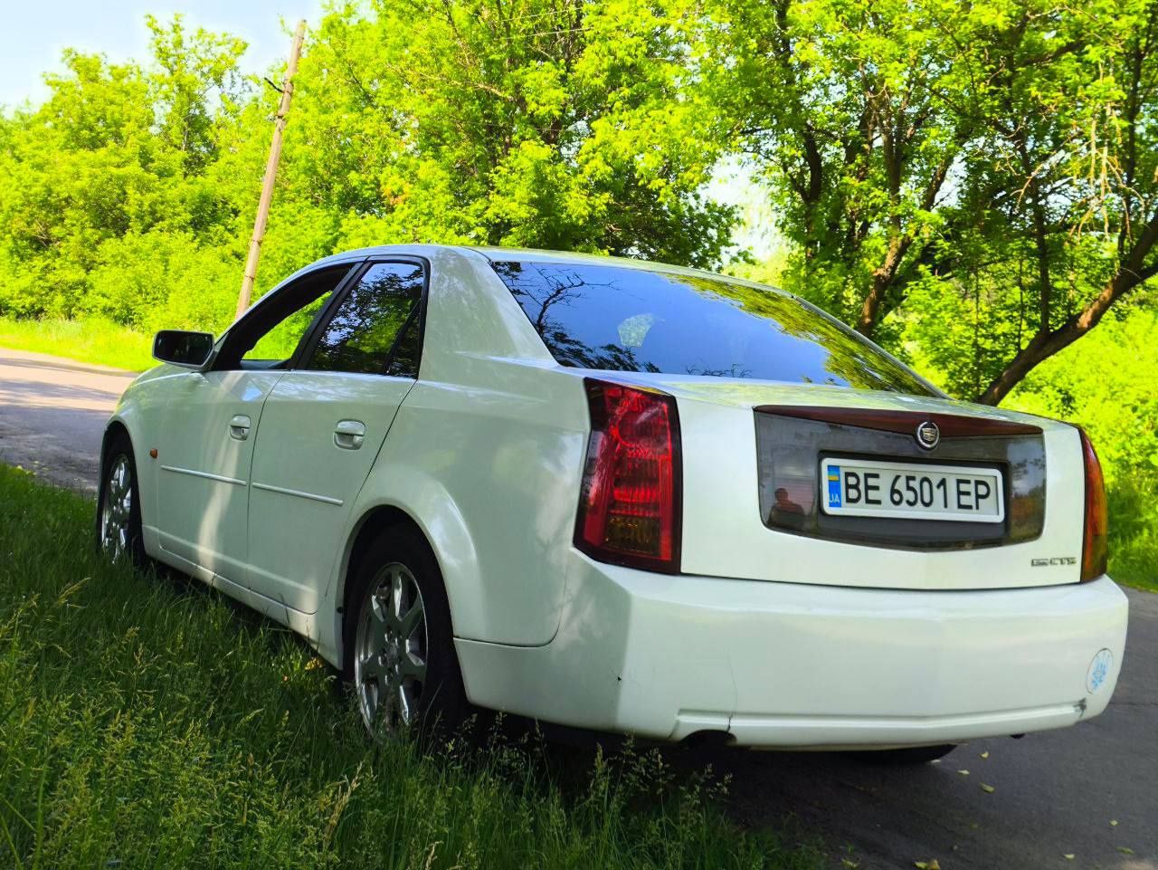 Cadillac cts 2003