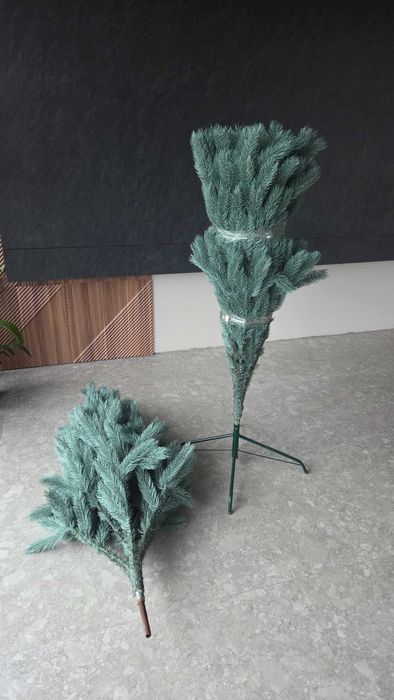 Продам штучну ялинку. Ель искувственная.