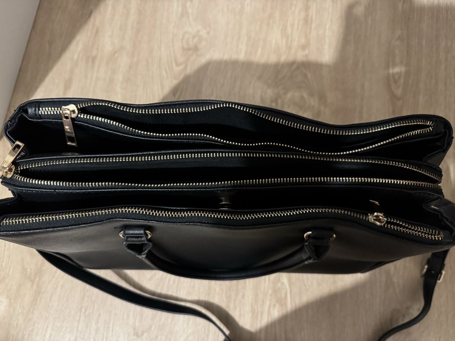 Mala com varias divisorias