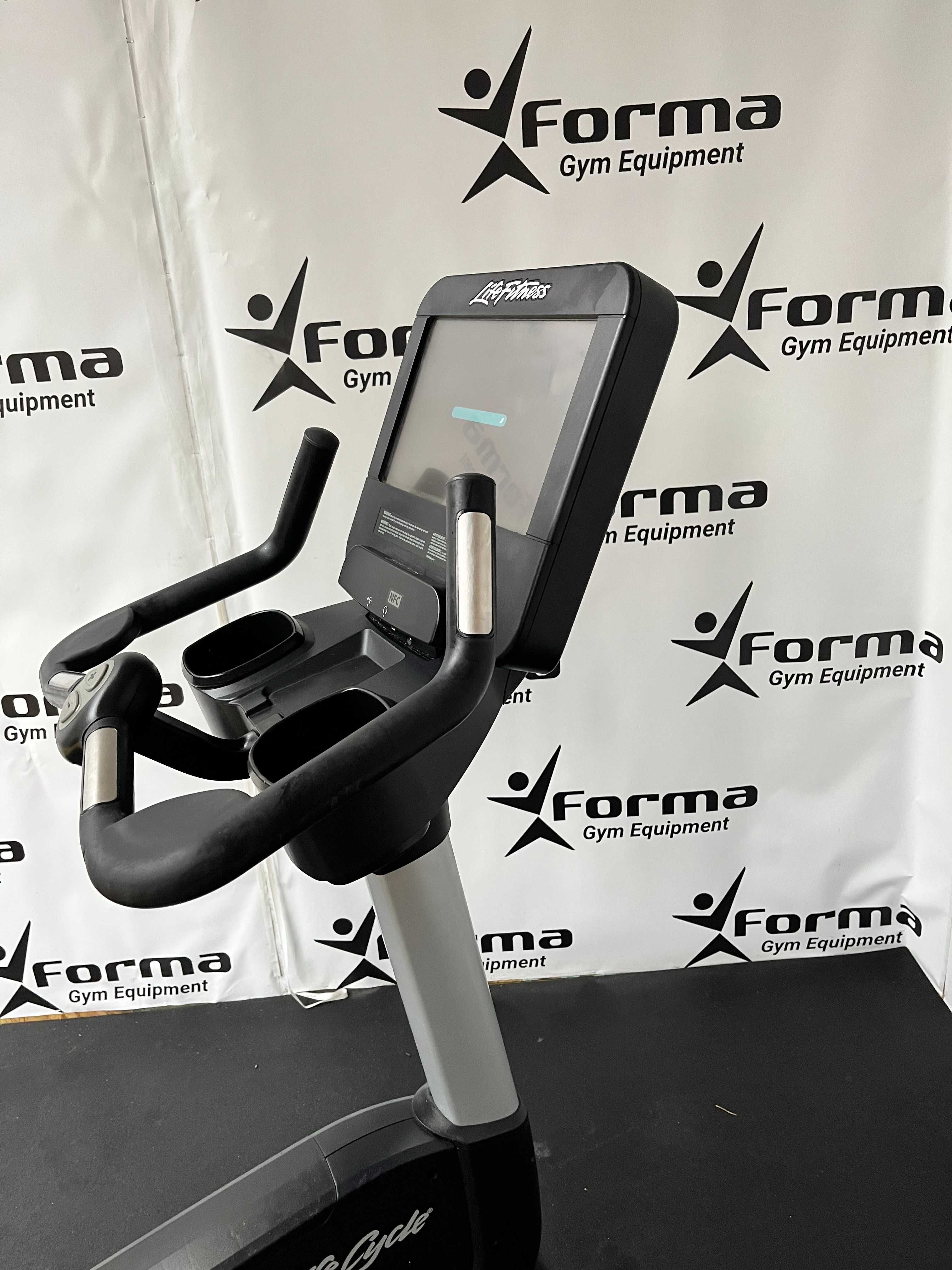 Rower Life Fitness Upright Discover SE3 Full HD