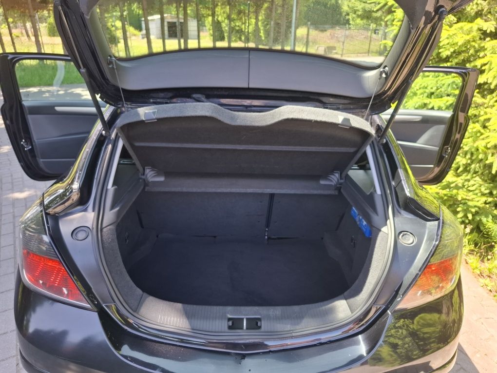 Sprzedam auto Opel Astra H