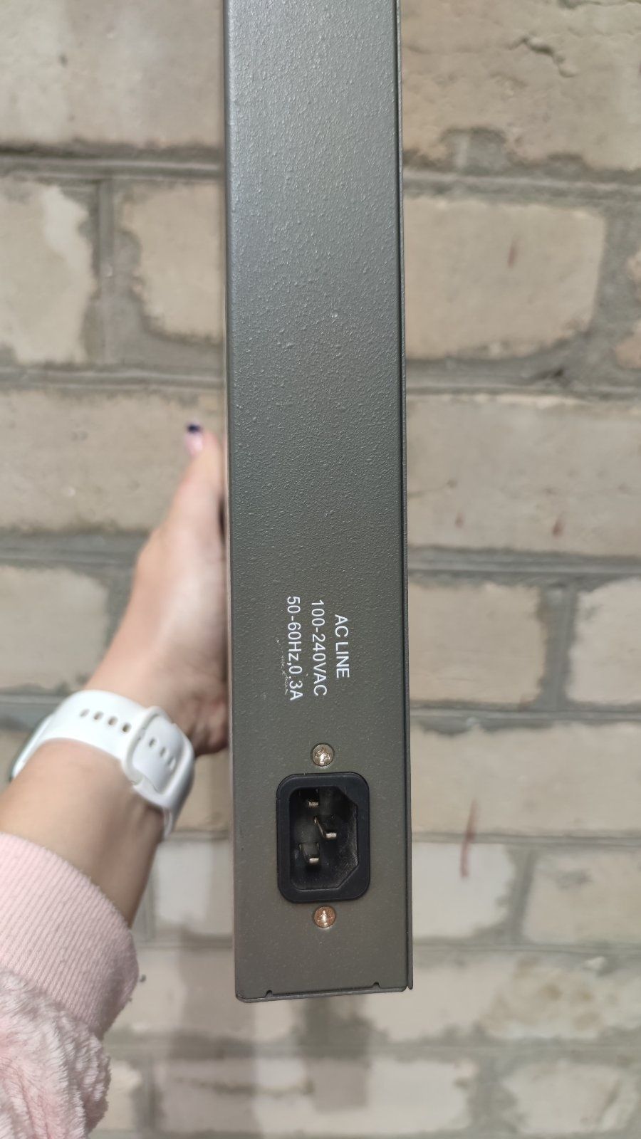 Коммутатор локальної мережі (Switch) D-Link DES-1016D/E