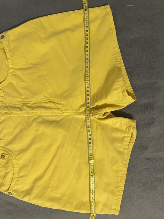 Spodnie Versace żółte