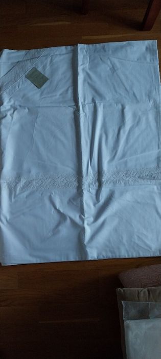Pościel białą 100 % bawełna z lat 85-tych