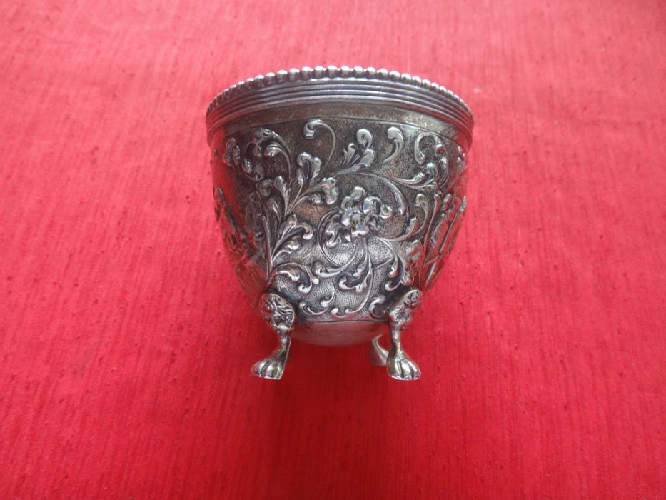 Srebrna       paterka