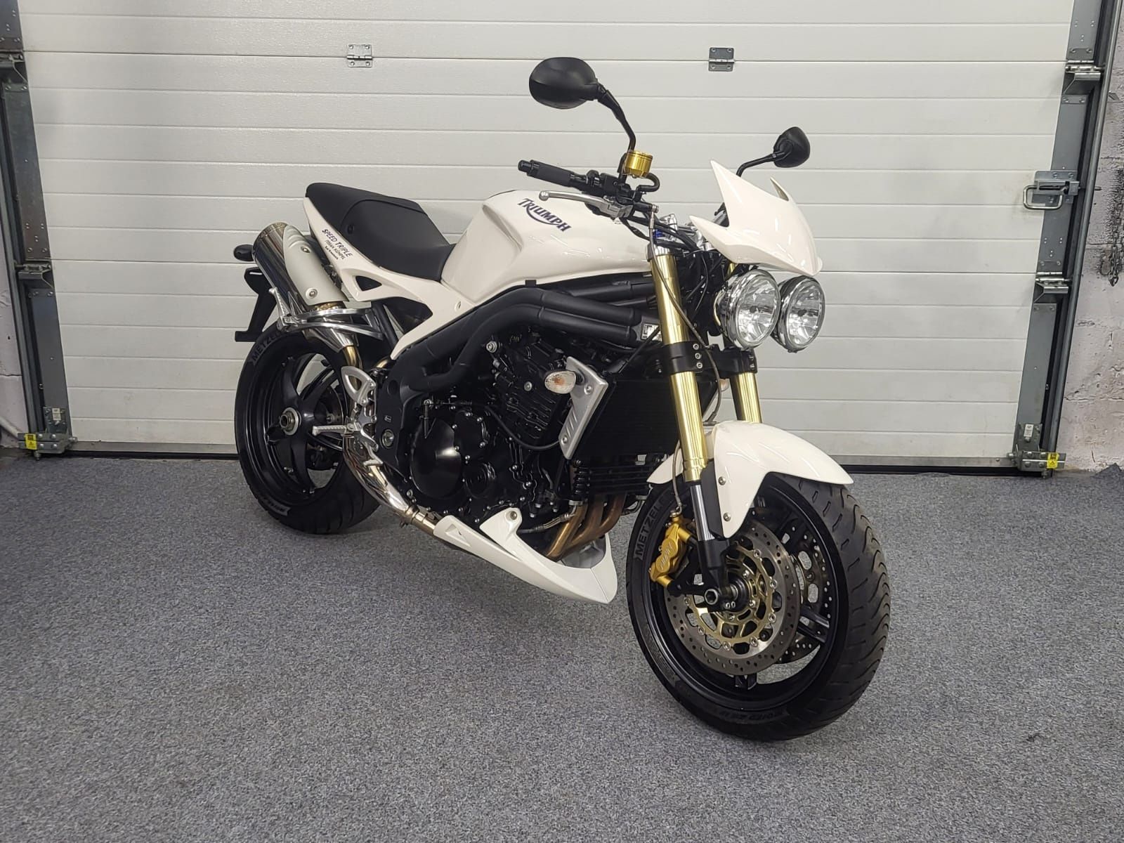 Triumph Speed Triple 1050