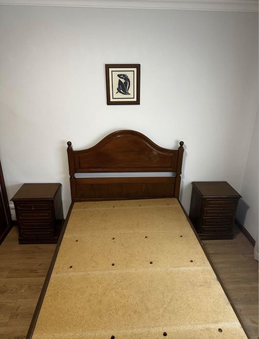 Cama + Mesas de Cabeceira + Colchão