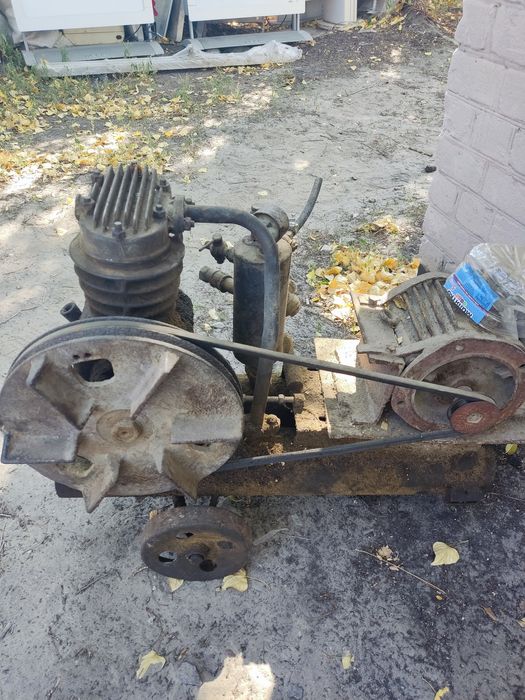 Компресор бу с двигателем