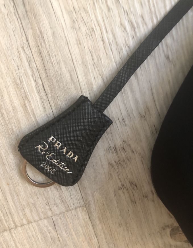Torebka Prada re-edition 2005