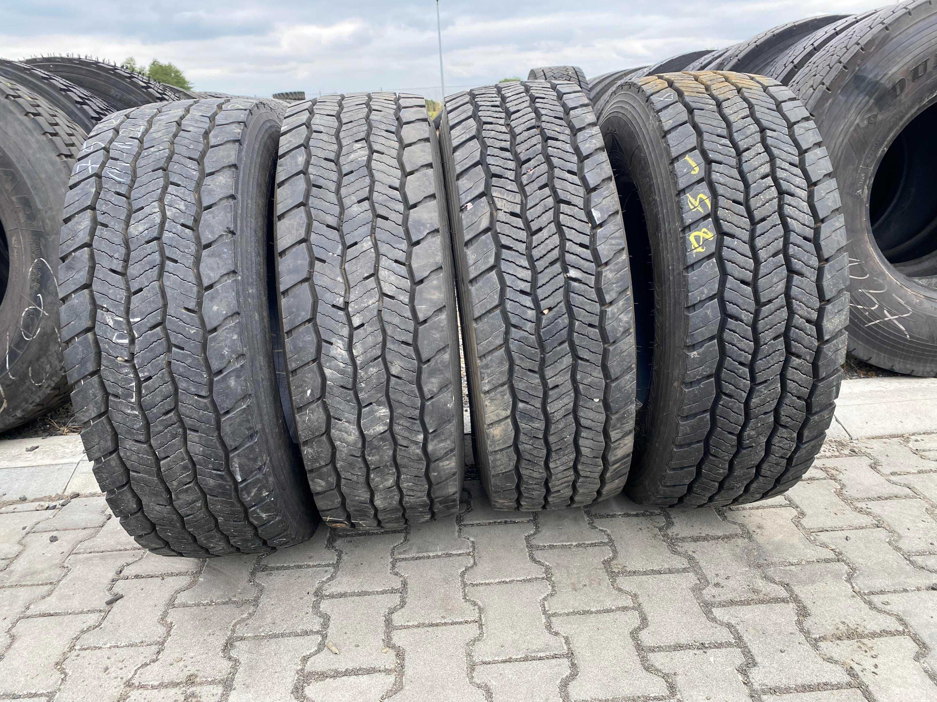 Opony 305/70R19.5 HANKOOK SMART FLEX DH35 Napędowe 12-14mm