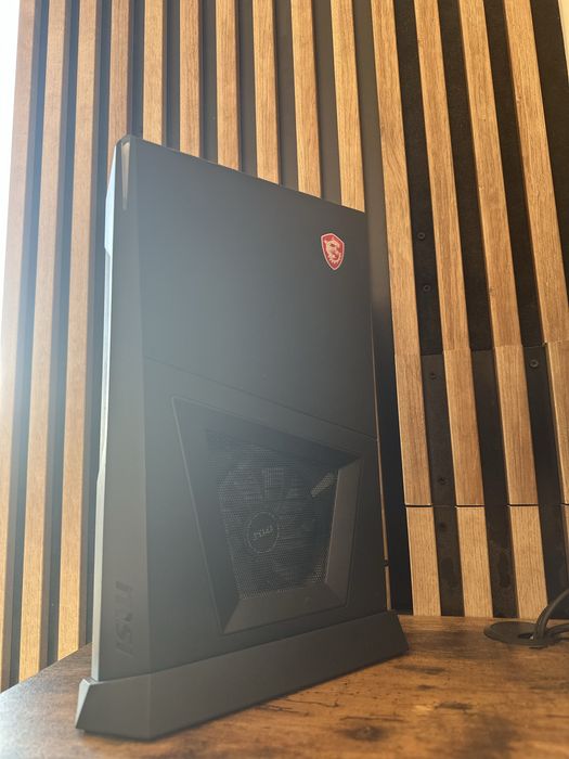 Komputer MSI MPG trident 3