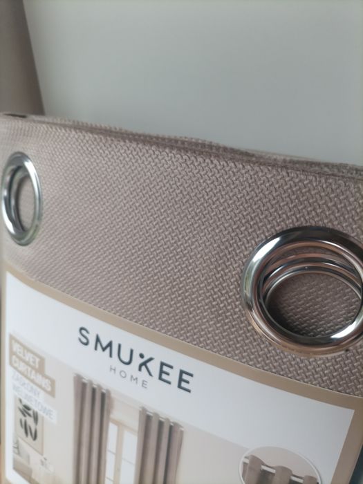 4 zasłony welwetowe na kółkach przelotkach Smukee 4x zasłona beżowa