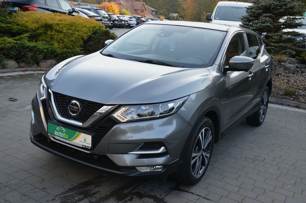 Nissan Qashqai 1,3 DIG-T 160 KM FULL LED Kamera 360 Nawigacja