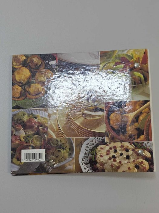 Livro “Receitas Continente” (classificador/argolas + fichas)