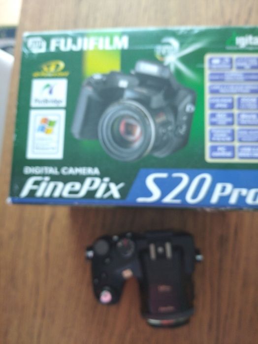 Aparat Fujifilm FinePix S20 Pro