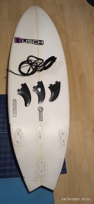 Prancha de surf 5.10 com pouco uso