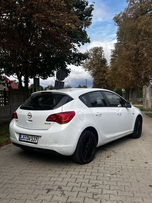Opel Astra J 1.4 2010r Klima