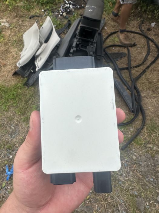 Блок управління форсунок ТНВД Nissan X-Trail T32 169109238r