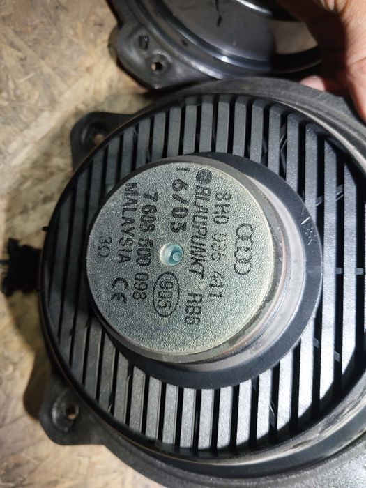 Głośnik tył audi a3 8p a4 b7