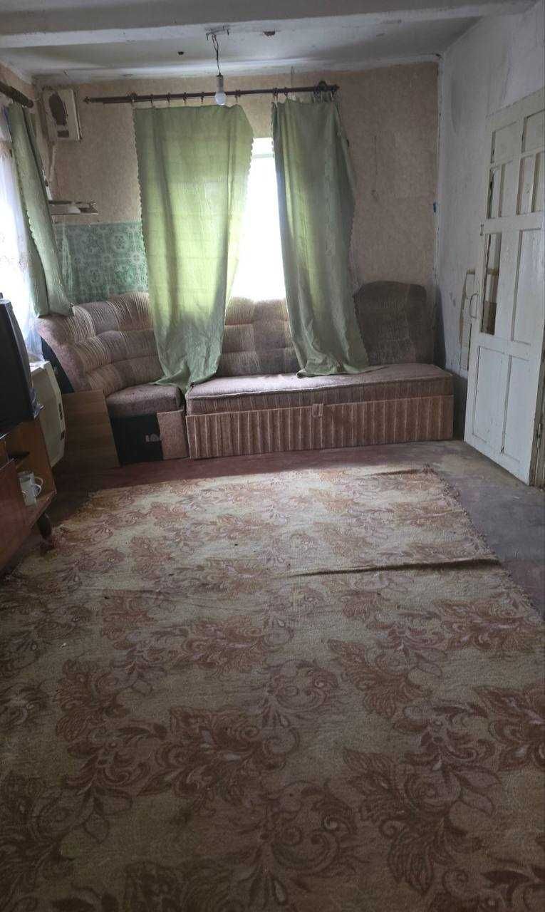 Продаж будинку та 25сот. с. Пирогівці Хмельницької обл.