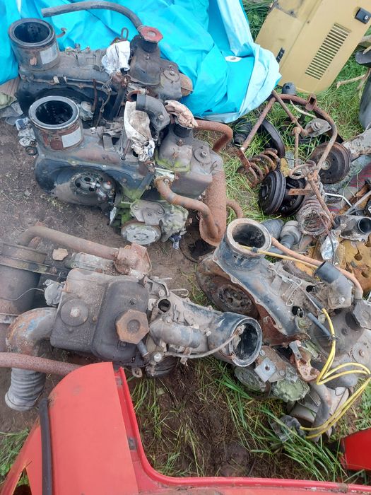 Fiat 126p 4 silniki wahacz części felgi całość