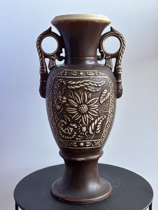Wazon ceramiczny brązowy rzeźbiony brązowy Vintage