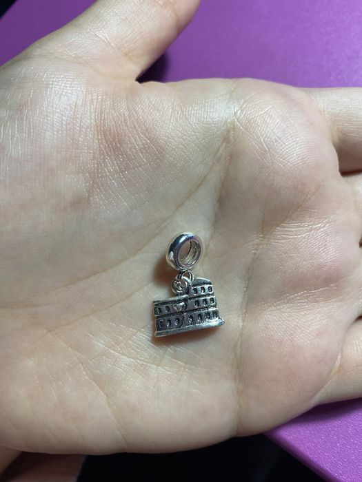 Peça/miçanga para pulseira do Coliseu de Roma Itália