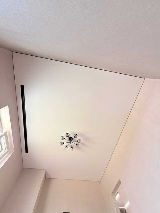 Натяжні стелі без посердників (потолки натяжные)