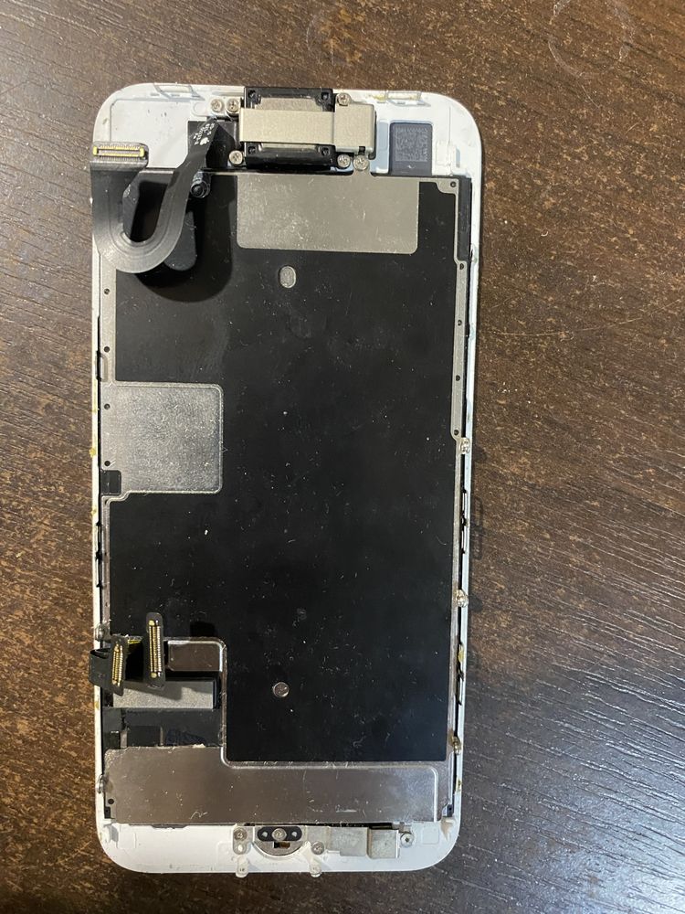Дисплей iphone 8 , se 2020