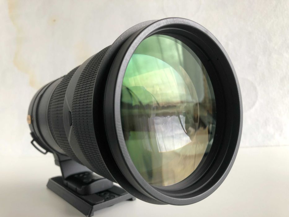 Nikon AF-S NIKKOR 300mm f/2.8G ED VR II + TC-20E III