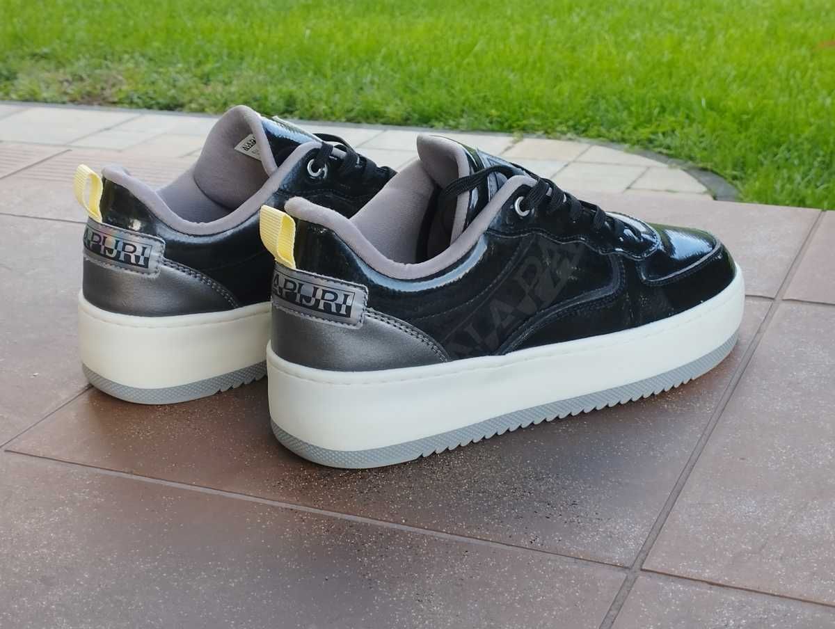 Napapijri Sneakersy rozmiar 39 wkładka 25cm