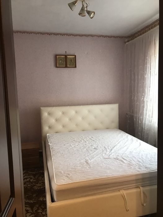 ОРЕНДА! Частина будинку, р-н пр.Відродження