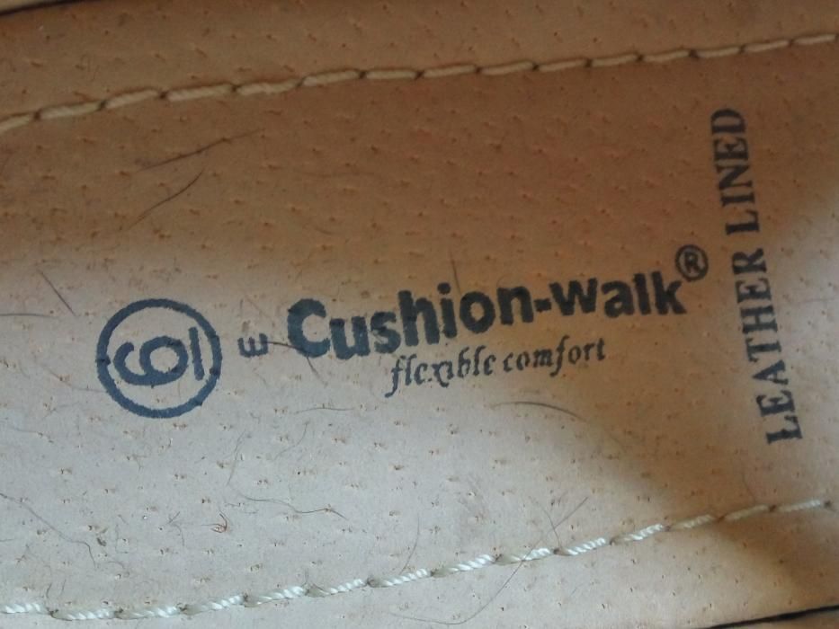 Туфли cushion-walk flexible comfort, р.39(6),стелька 25,5см., красные