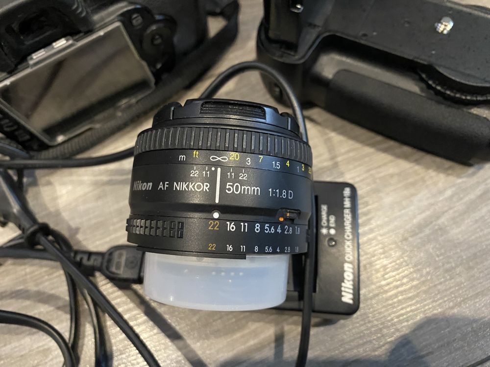 Продам фотоапарат  Nikon D90