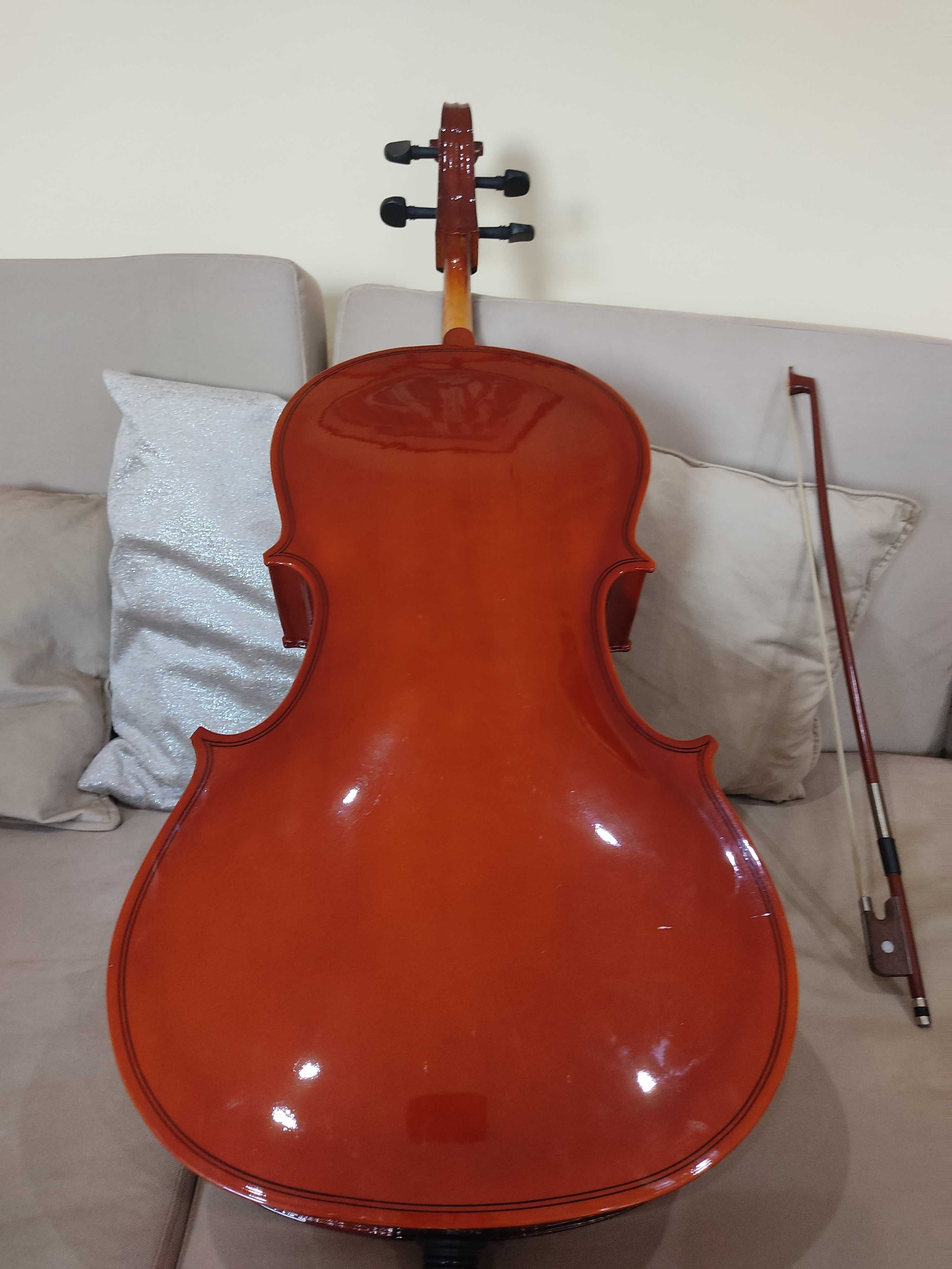 Violoncelo 1/4 em bom estado