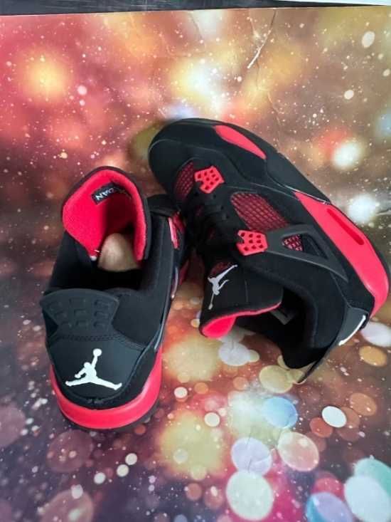 Jordan 4 Retro Red Thunder r.43