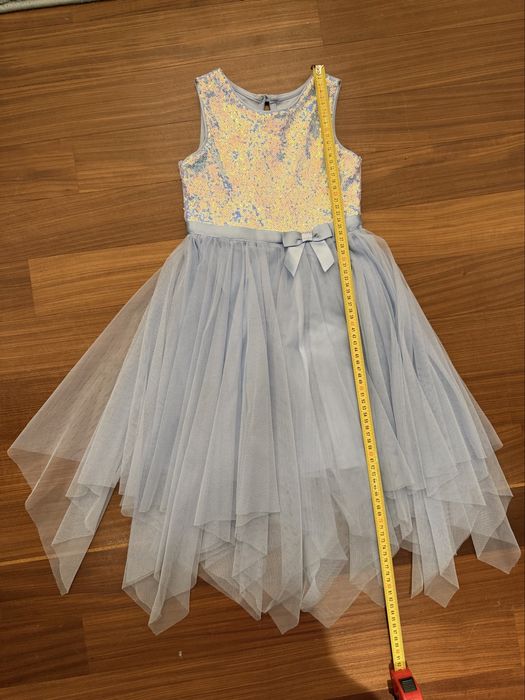 Balowa długa cekinowa sukienka 6-7 lat