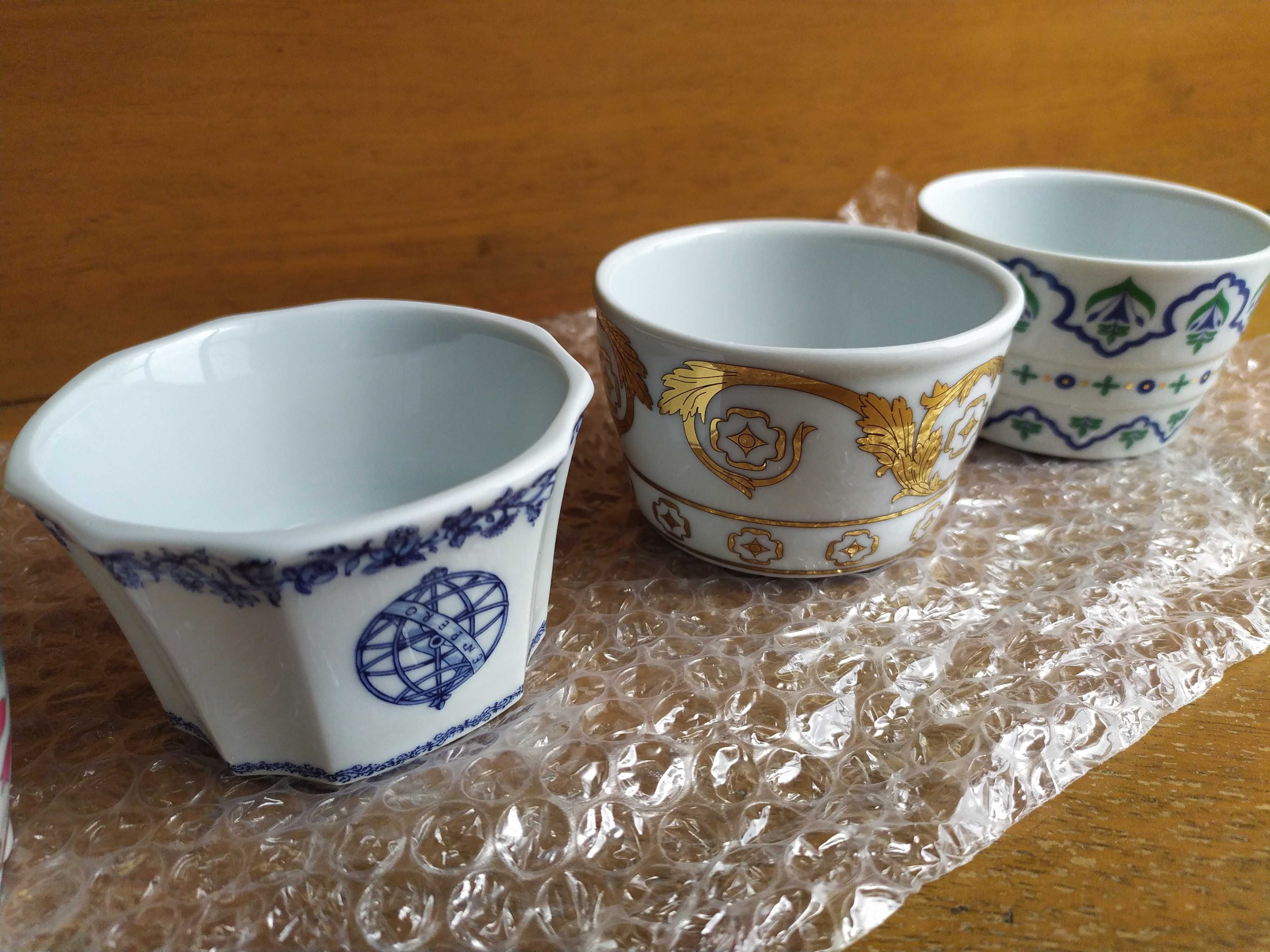 12 peças - Saleiros de Estilo - Conventual Porcelanas