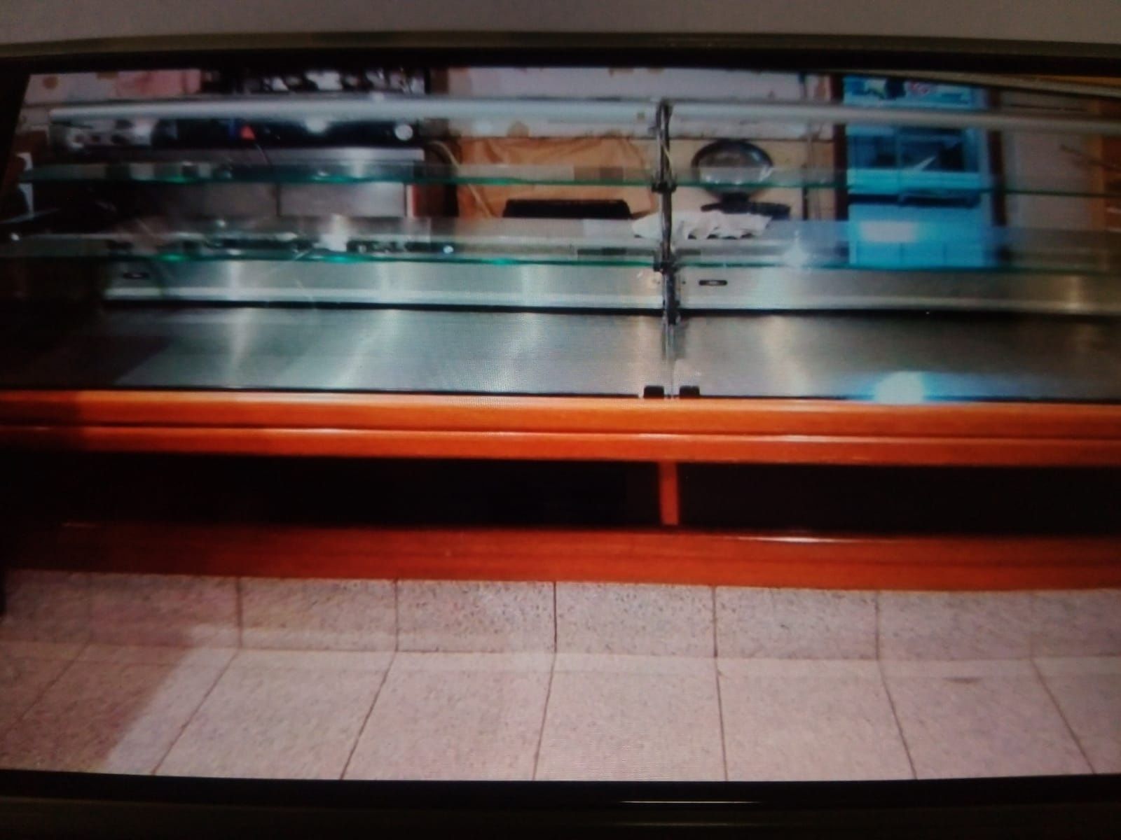 Vitrine em bom estado
