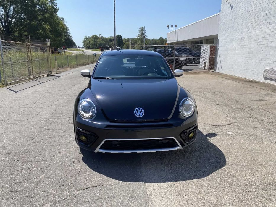 Volkswagen Beetle      2018