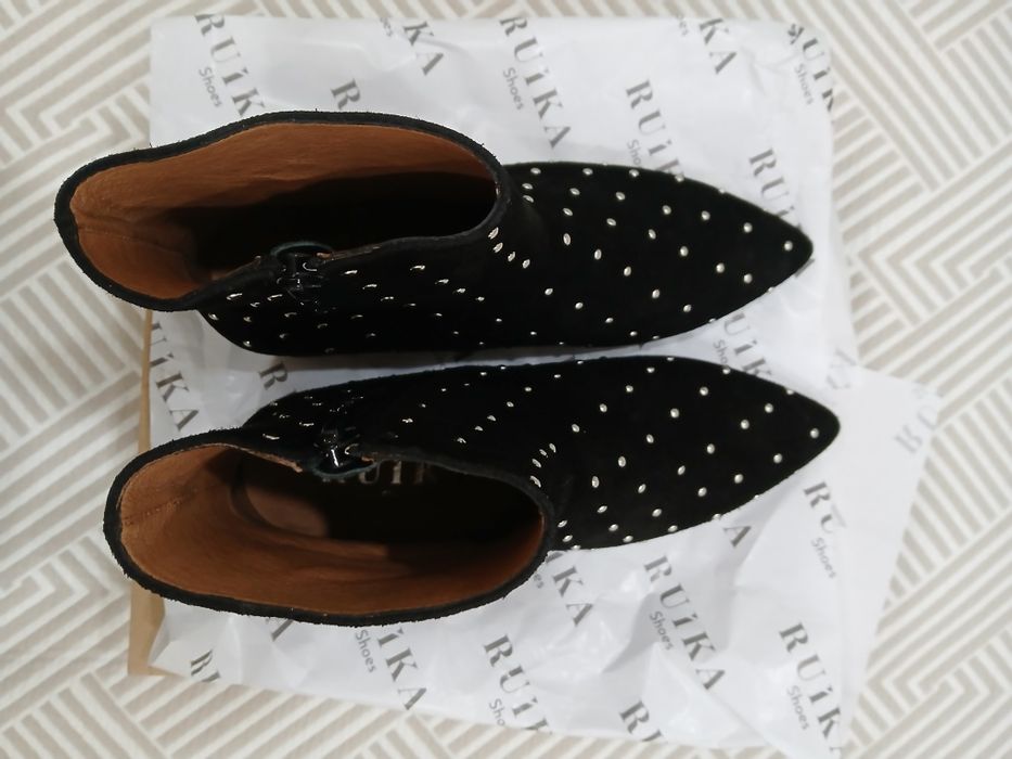 Botins cor preto Ruika