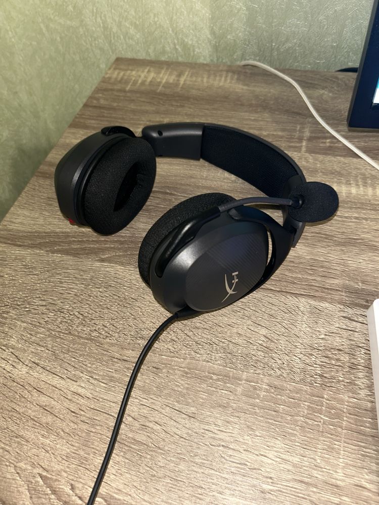 Монітор, Клавіатура HATOR, Миша A4Tech 7, Наушники HyperX Cloud