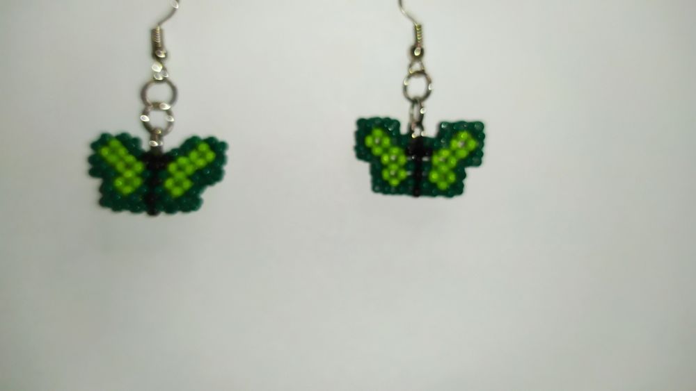 Серьги бабочки из бисера