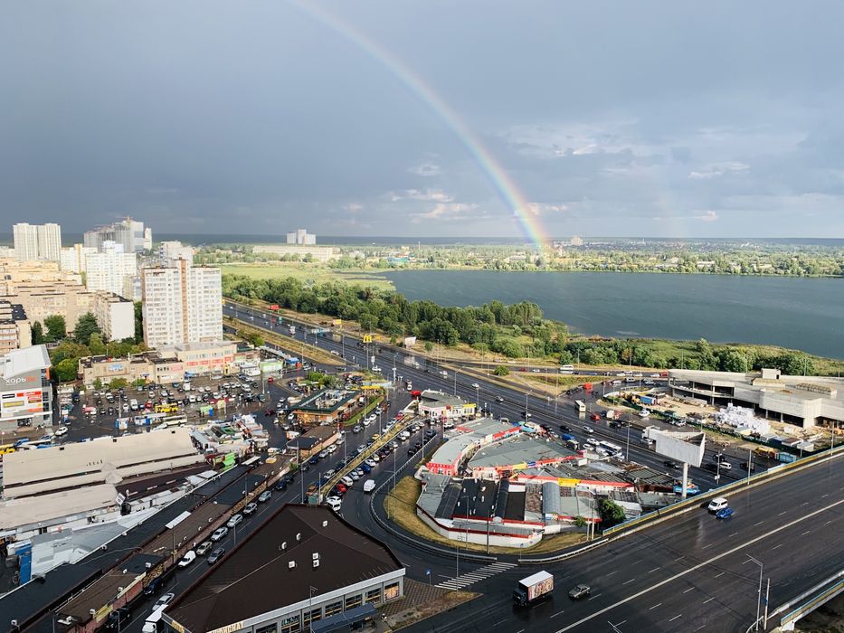 Романтичный люкс с видом на озеро. Харьковская, Лебединый-16-555.biz.ua