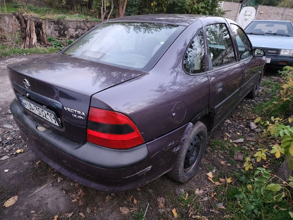 Opel vectra 1.8 v16