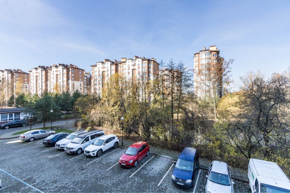 Оренда великої 3к квартири Жк Калинова Слобода