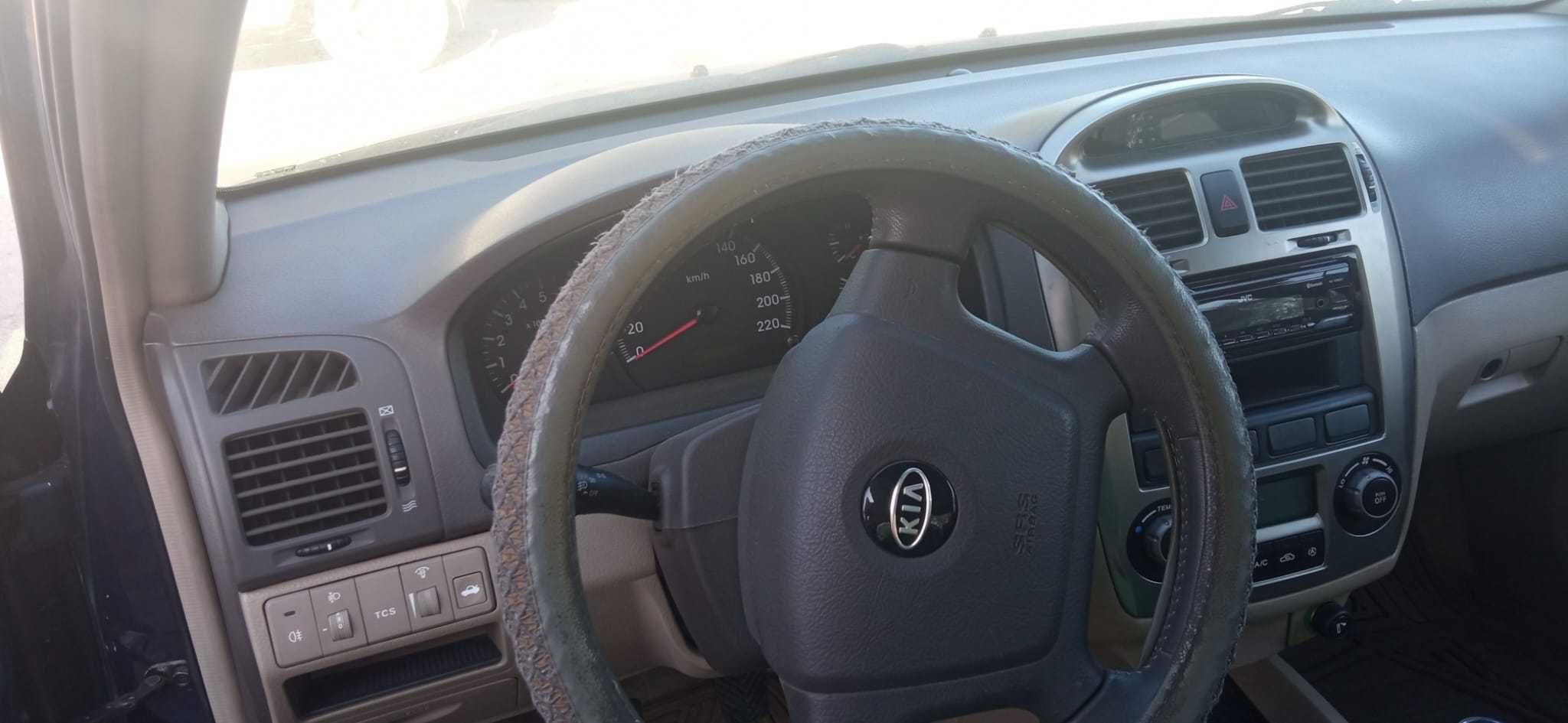 Kia Cerato 1.6 CRDi EX 115cv 4P, de 06/06