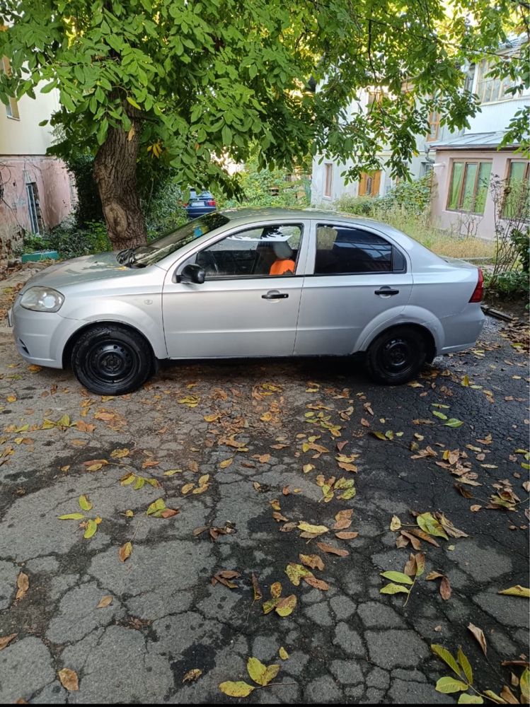 Chevrolet Aveo (2007 р.,грудень),власник, зимова резина/диски, торг