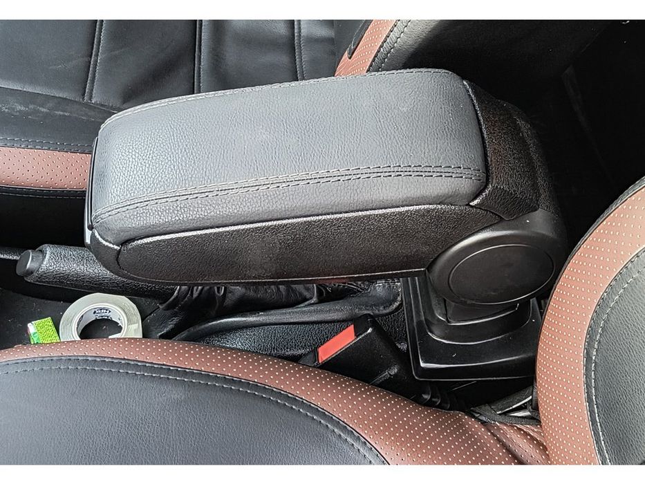 Opel Astra G classic 1998-2012 рр. Підлокітник у підсклянник OmsaLine